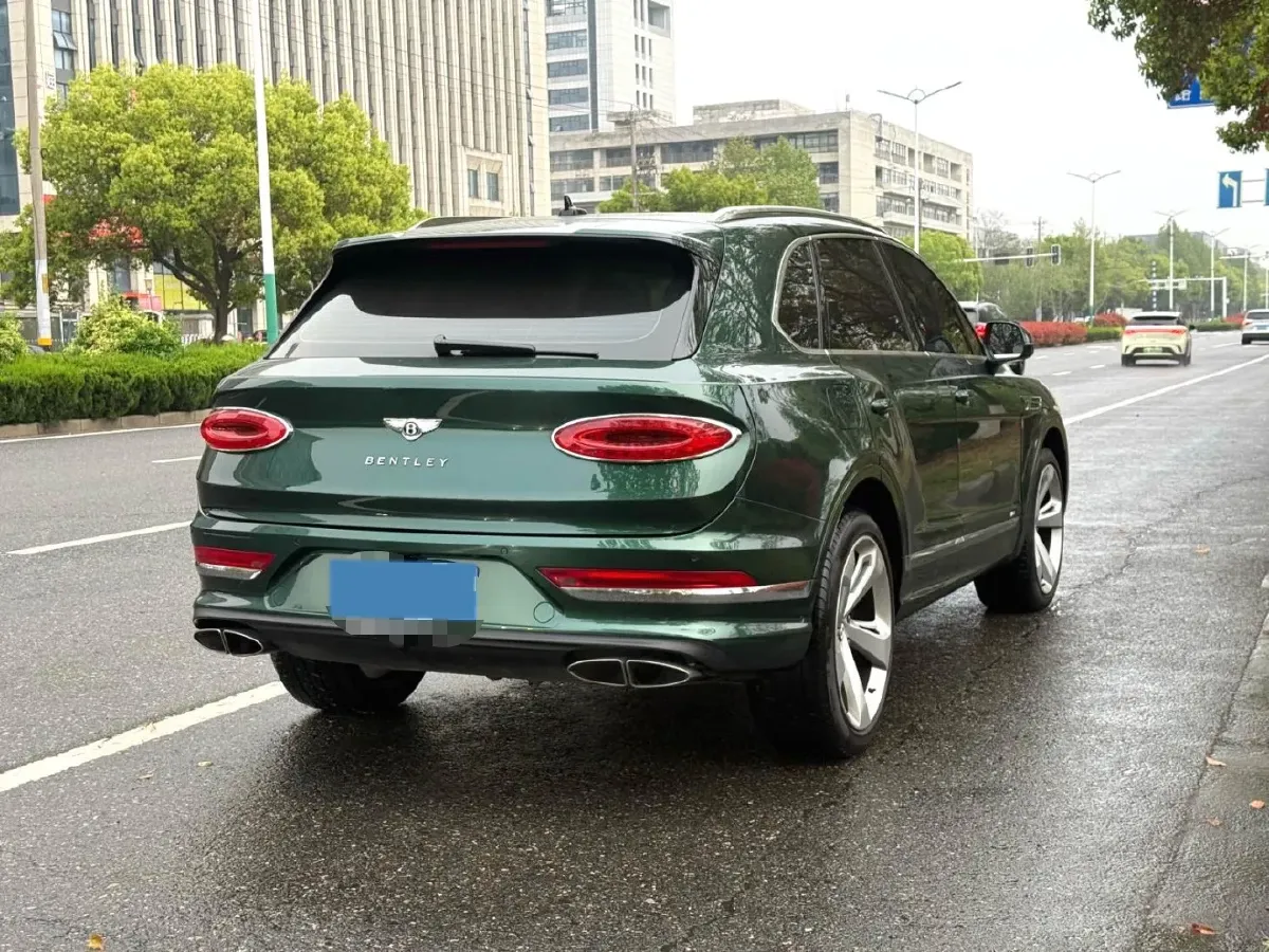 2022 Bentley Bentayga 4.0T 550HP V8 8AT,autocango,china used car exporter,china ev exporter,chinese used car exporter,chinese used ev exporter