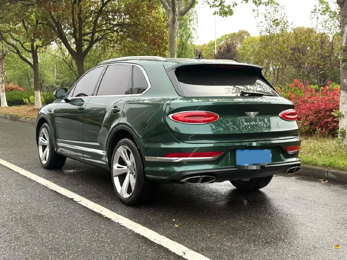 2022 Bentley Bentayga 4.0T 550HP V8 8AT,autocango,china used car exporter,china ev exporter,chinese used car exporter,chinese used ev exporter