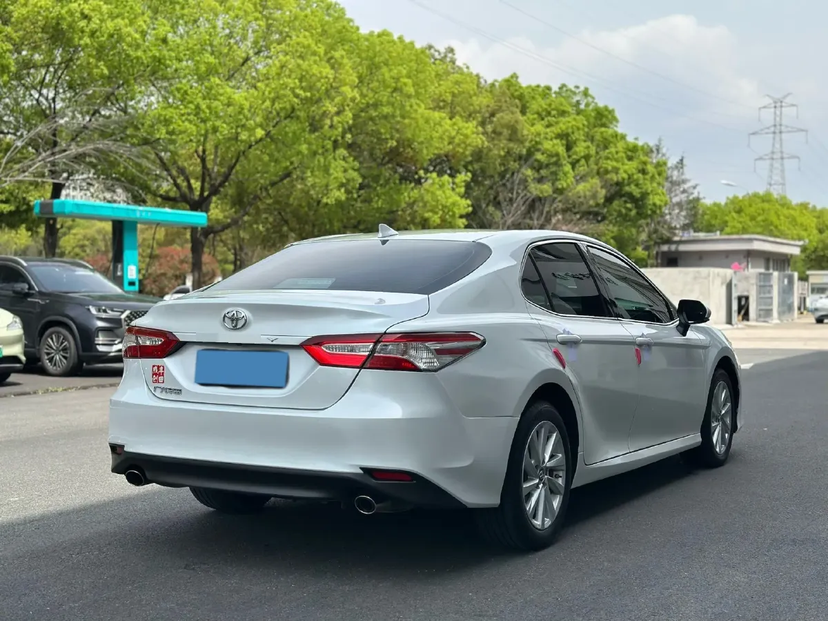 2022 Toyota Camry 2.0L 178HP L4 CVT,autocango,china used car exporter,china ev exporter,chinese used car exporter,chinese used ev exporter