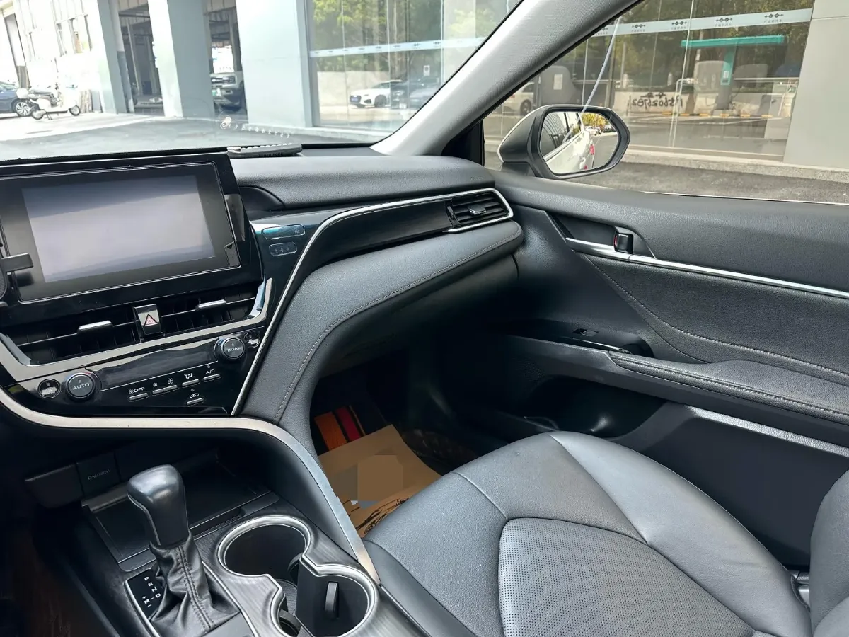 2022 Toyota Camry 2.0L 178HP L4 CVT,autocango,china used car exporter,china ev exporter,chinese used car exporter,chinese used ev exporter