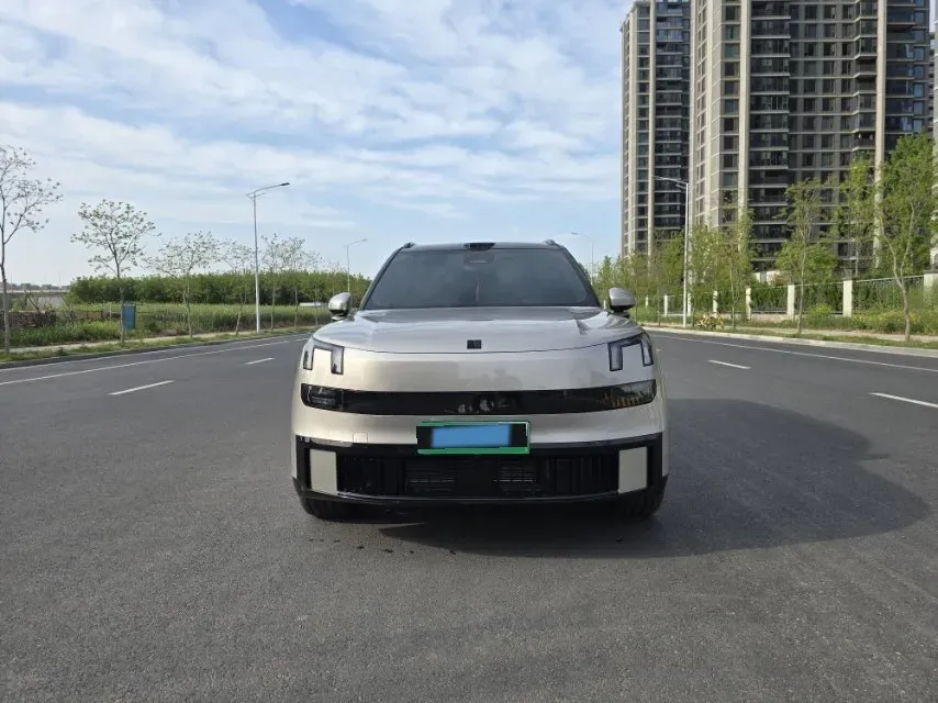 2025 LYNK&CO 900 2.0T 254HP L4 3DHT PHEV,autocango,china used car exporter,china ev exporter,chinese used car exporter,chinese used ev exporter