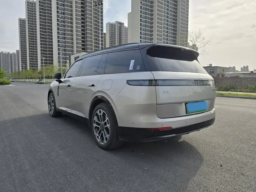 2025 LYNK&CO 900 2.0T 254HP L4 3DHT PHEV,autocango,china used car exporter,china ev exporter,chinese used car exporter,chinese used ev exporter