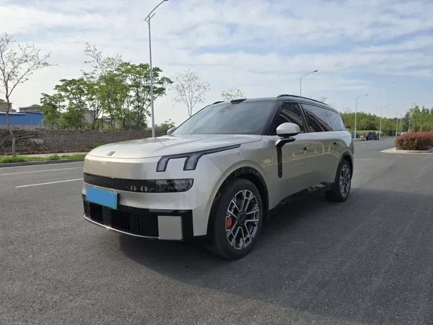 2025 LYNK&CO 900 2.0T 254HP L4 3DHT PHEV,autocango,china used car exporter,china ev exporter,chinese used car exporter,chinese used ev exporter
