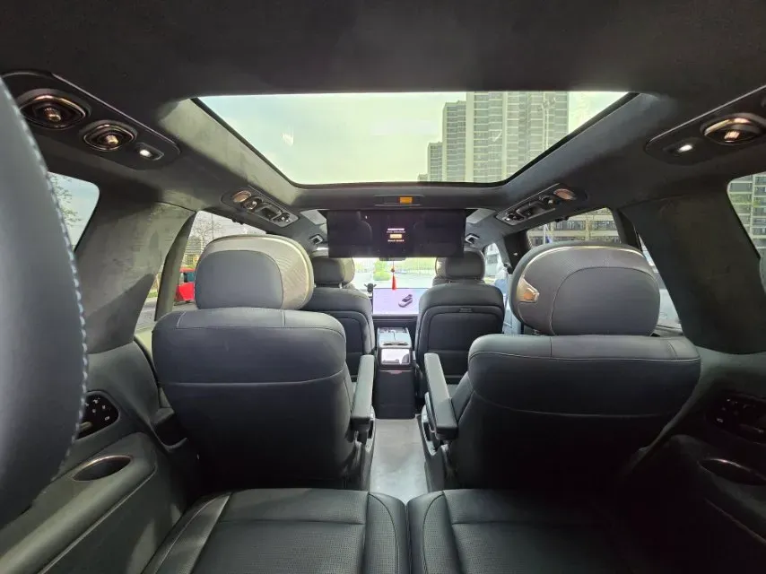 2025 LYNK&CO 900 2.0T 254HP L4 3DHT PHEV,autocango,china used car exporter,china ev exporter,chinese used car exporter,chinese used ev exporter