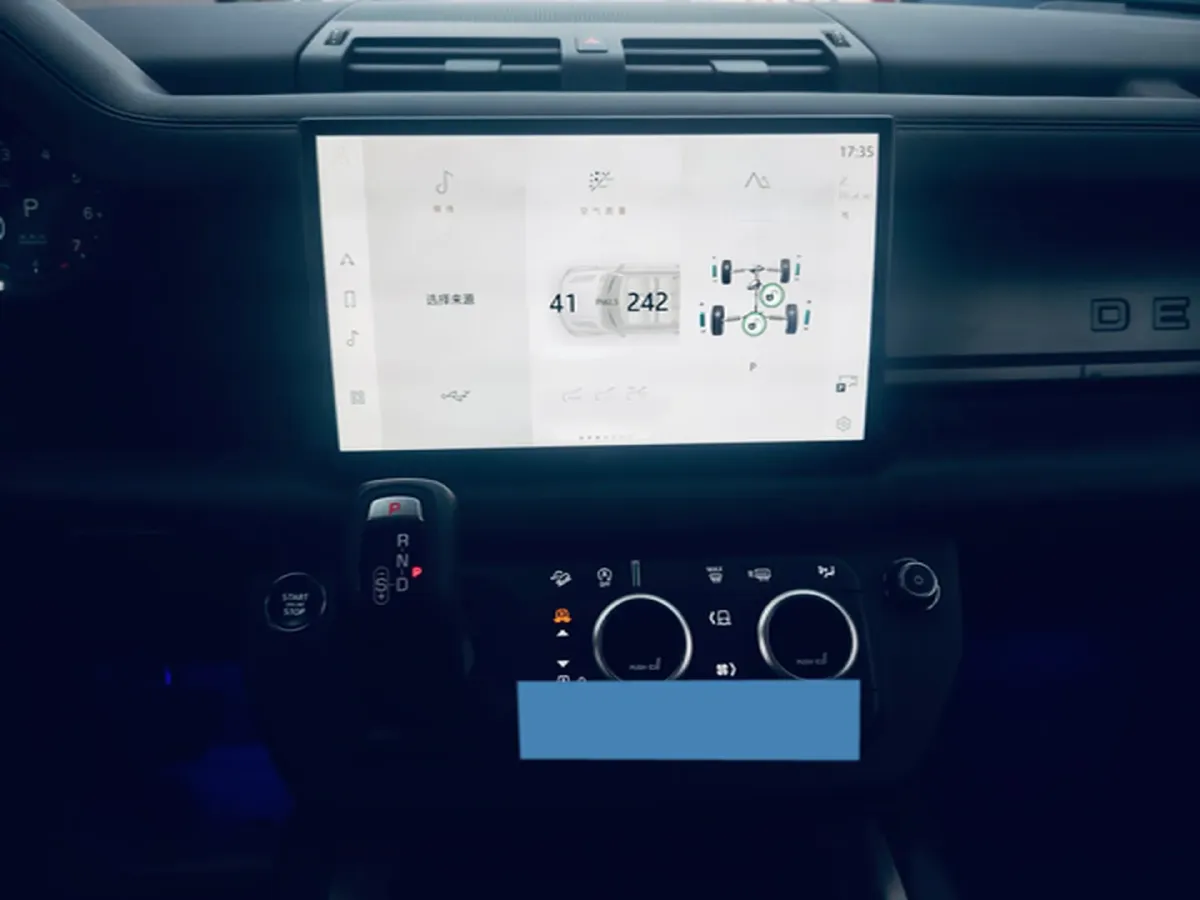 2025 Land Rover Defender 3.0T 400HP L6 8AT,autocango,china used car exporter,china ev exporter,chinese used car exporter,chinese used ev exporter