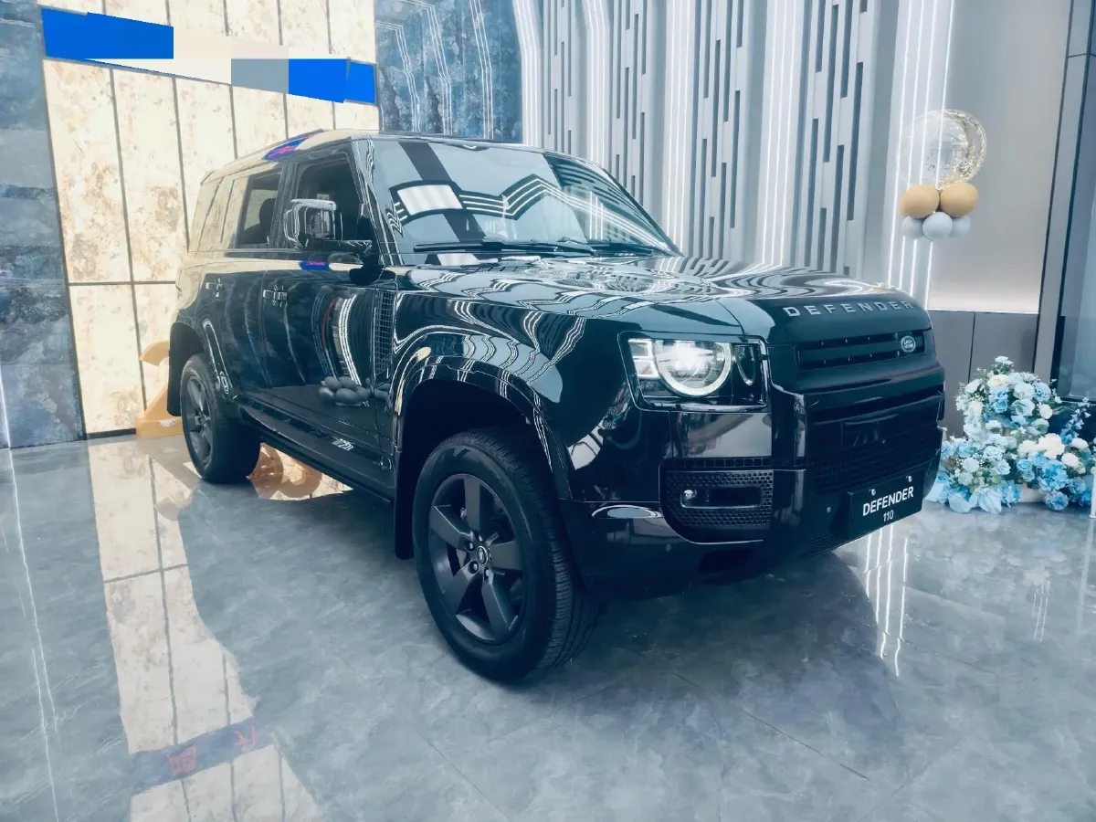 2025 Land Rover Defender 3.0T 400HP L6 8AT,autocango,china used car exporter,china ev exporter,chinese used car exporter,chinese used ev exporter