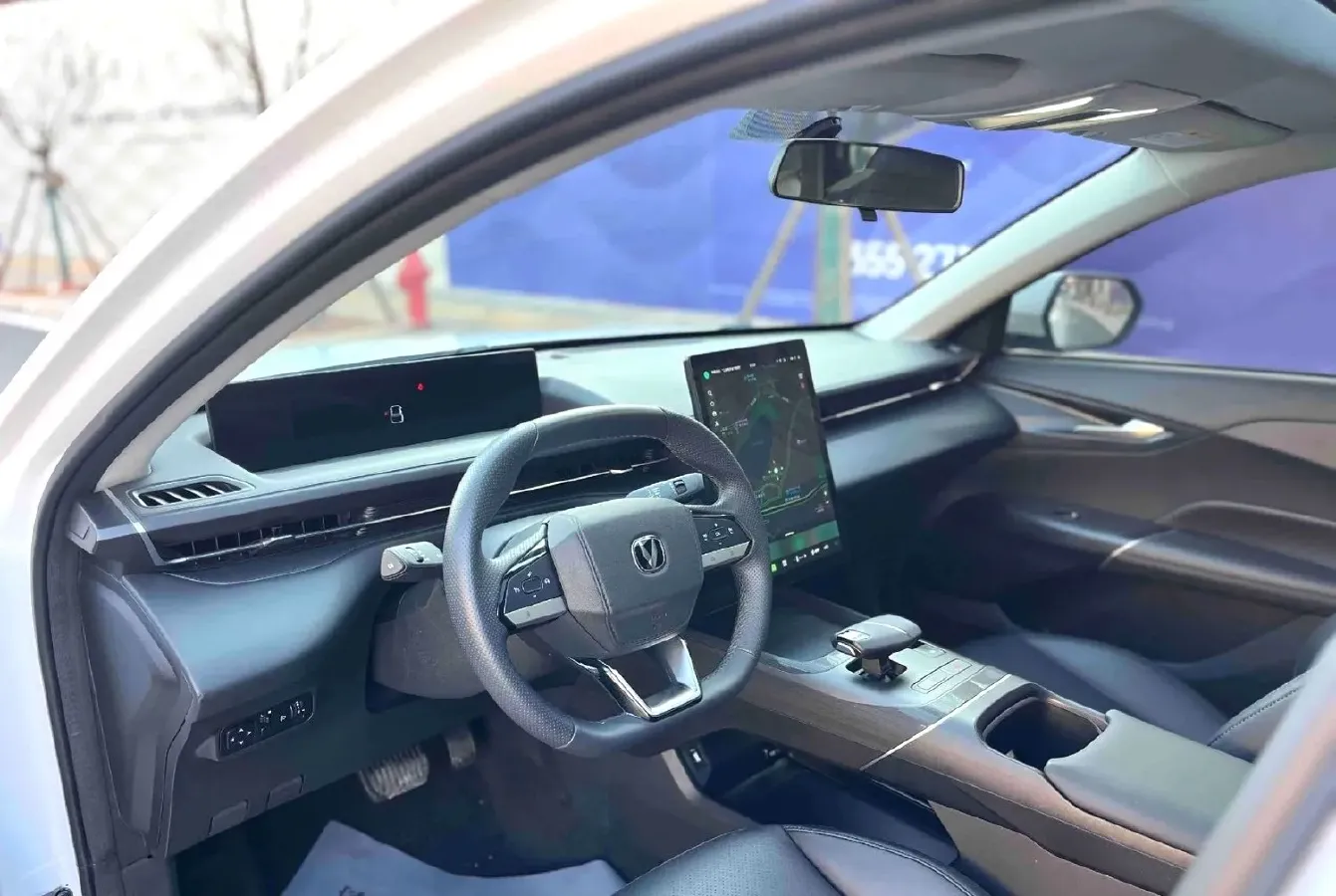 2025 ChangAn Eado 1.5T 192HP L4 7DCT,autocango,china used car exporter,china ev exporter,chinese used car exporter,chinese used ev exporter