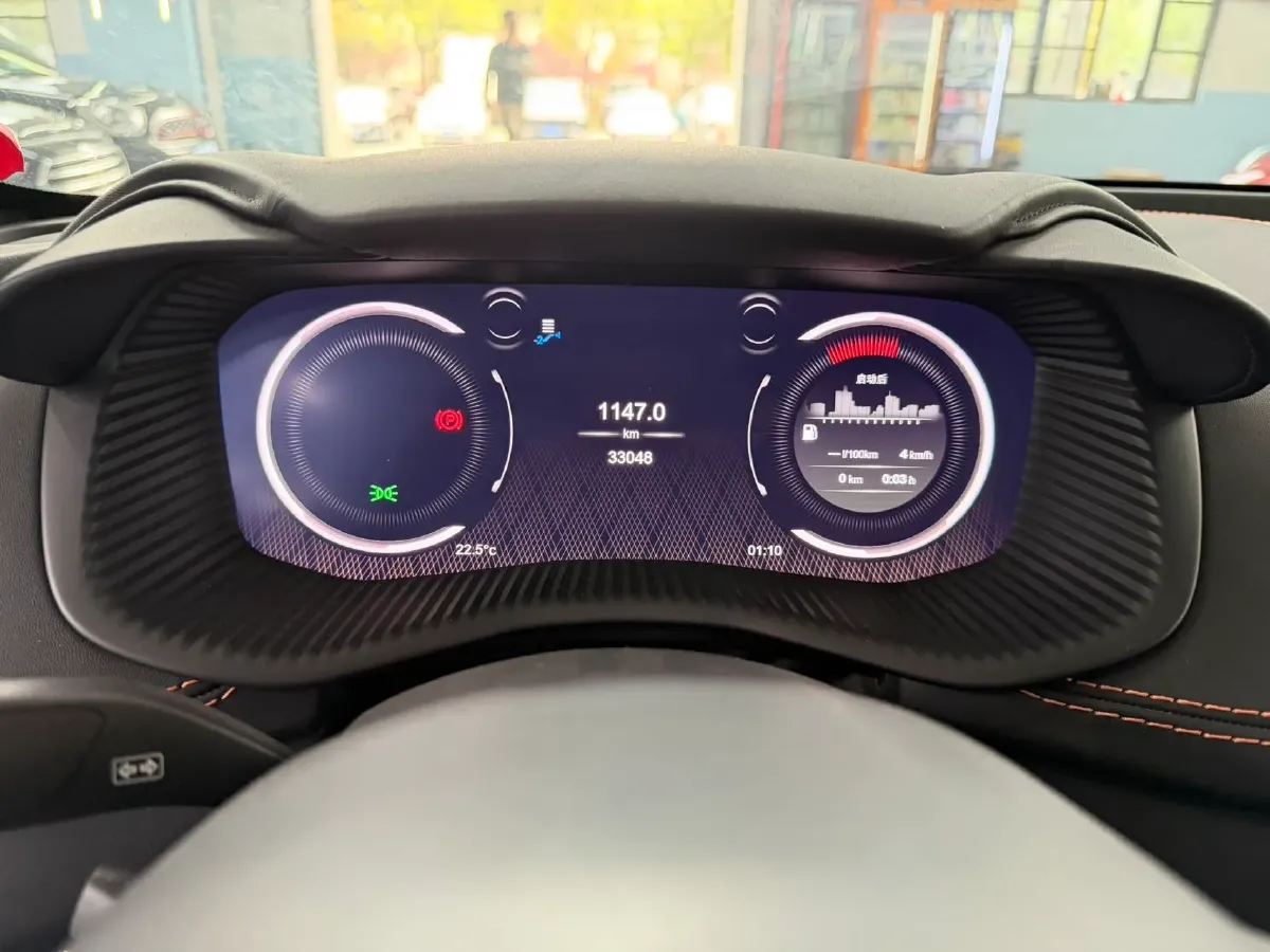 2022 Aston Martin DBX 3.0T 435HP L6 9AT,autocango,china used car exporter,china ev exporter,chinese used car exporter,chinese used ev exporter