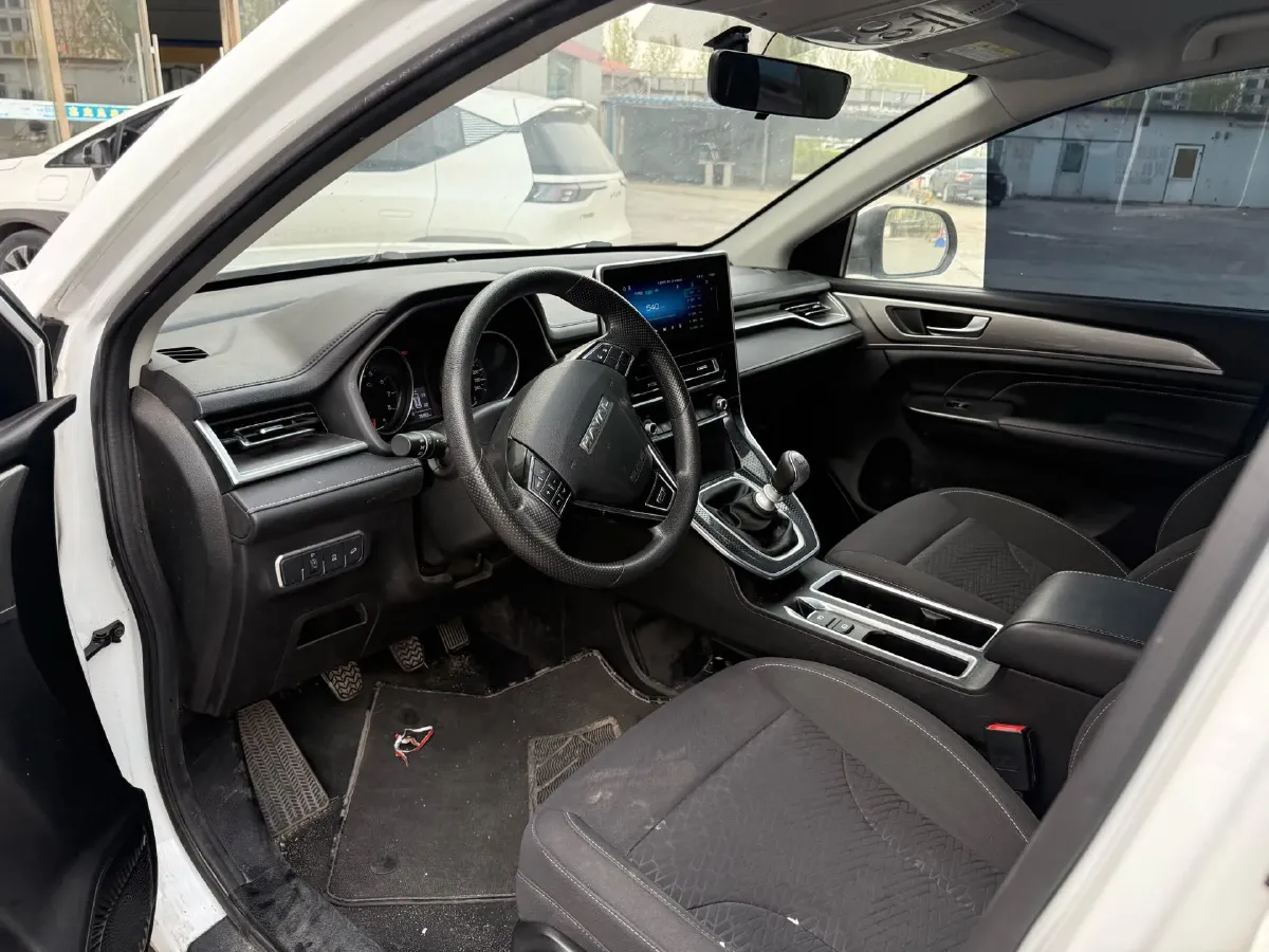 2023 Haval M6 1.5T 150HP L4 6MT,autocango,china used car exporter,china ev exporter,chinese used car exporter,chinese used ev exporter