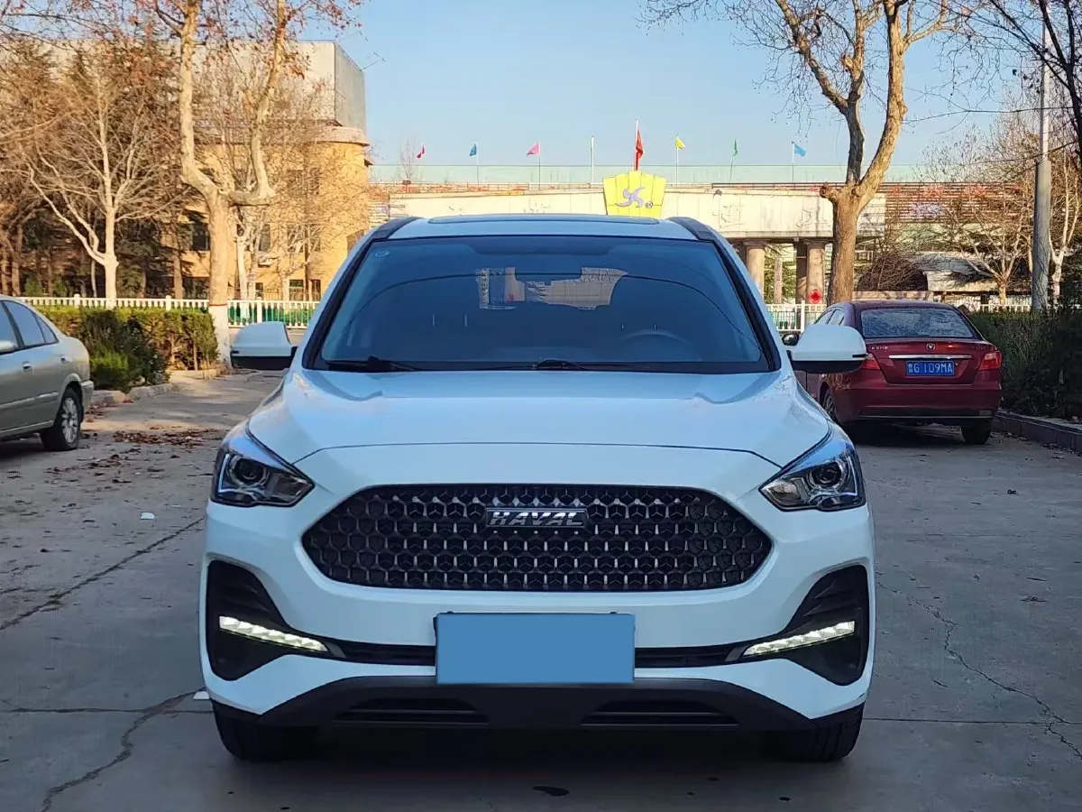 2019 Haval M6 1.5T 150HP L4 7DCT,autocango,china used car exporter,china ev exporter,chinese used car exporter,chinese used ev exporter