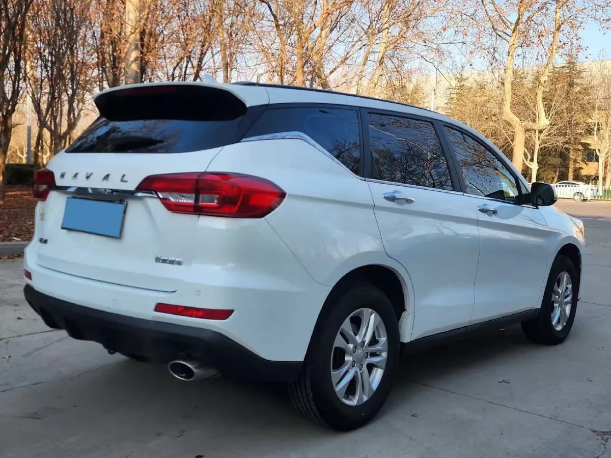 2019 Haval M6 1.5T 150HP L4 7DCT,autocango,china used car exporter,china ev exporter,chinese used car exporter,chinese used ev exporter