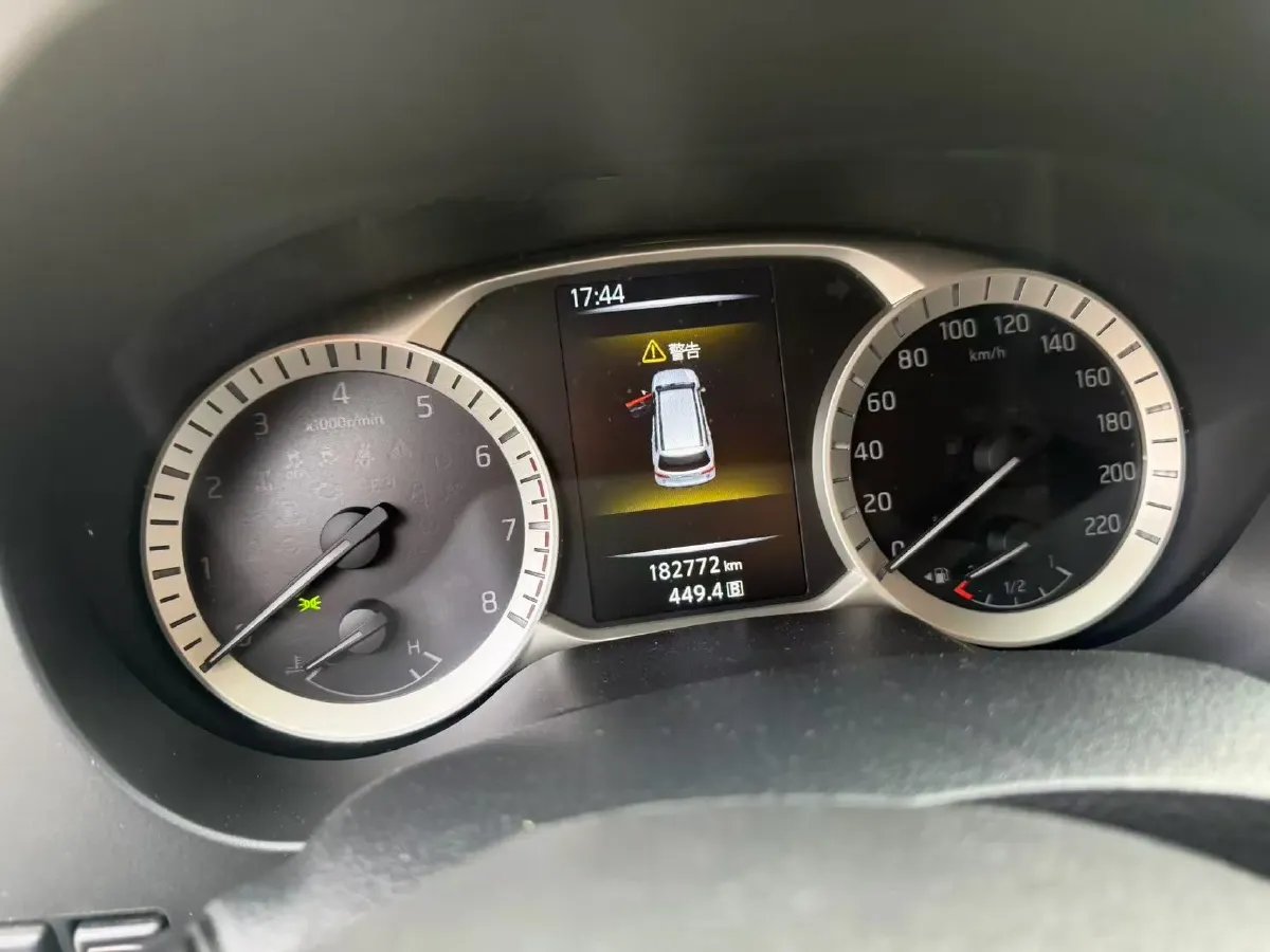 2020 Nissan Terra 2.5L 193HP L4 7AT,autocango,china used car exporter,china ev exporter,chinese used car exporter,chinese used ev exporter