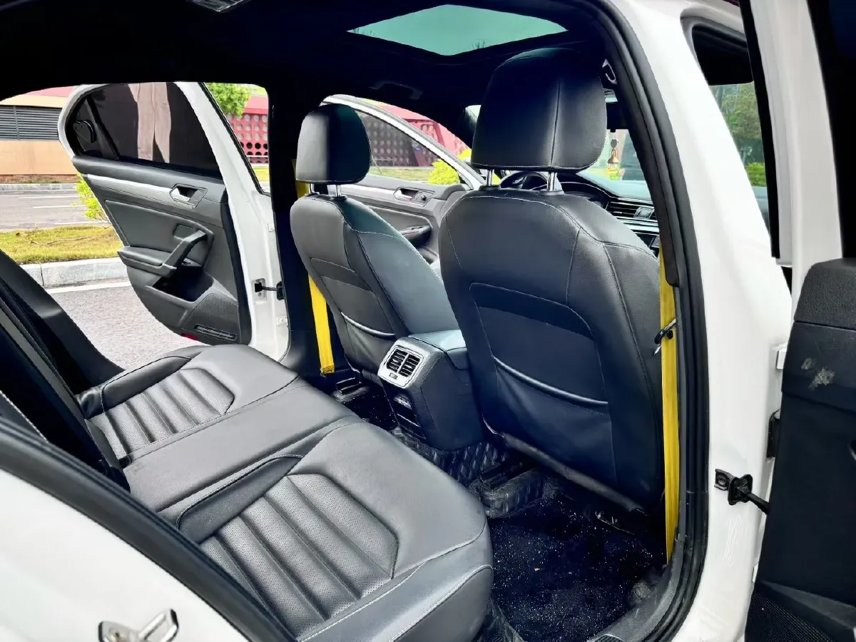 2019 Volkswagen Passat 1.4T 150HP L4 7DCT,autocango,china used car exporter,china ev exporter,chinese used car exporter,chinese used ev exporter