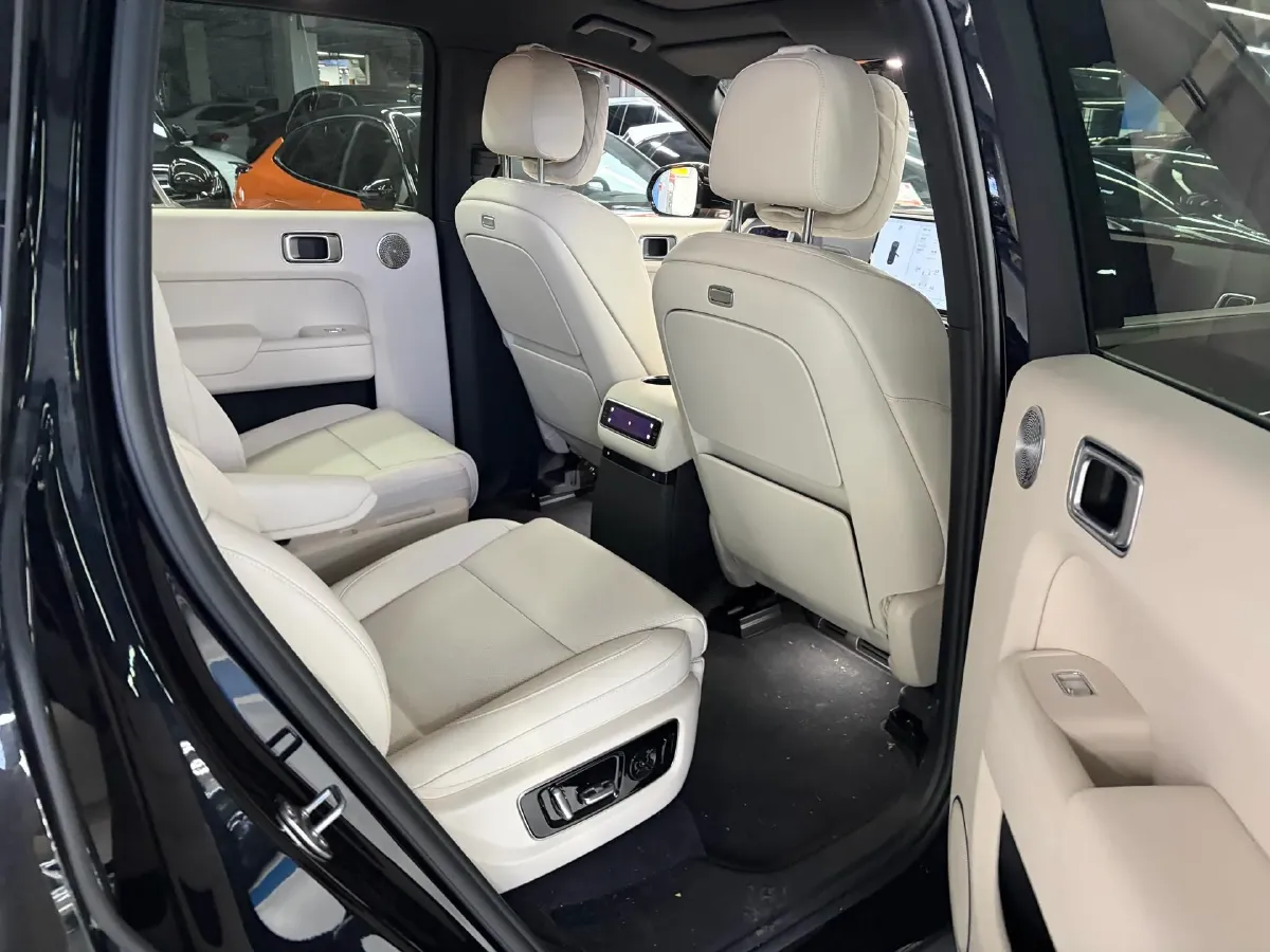 2025 Li L9 Range Extended 154HP REEV,autocango,china used car exporter,china ev exporter,chinese used car exporter,chinese used ev exporter