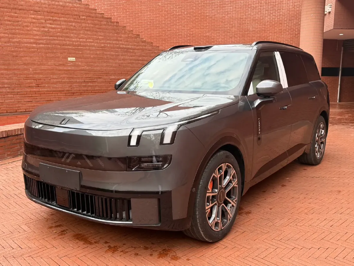 2025 LYNK&CO 900 2.0T 254HP L4 3DHT PHEV,autocango,china used car exporter,china ev exporter,chinese used car exporter,chinese used ev exporter
