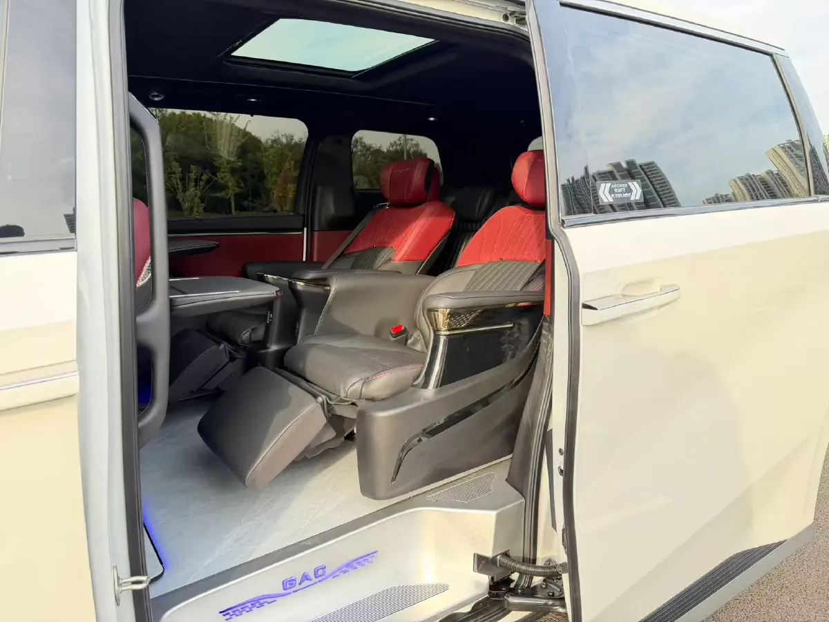 2023 GAC Trumpchi M8 2.0T 190HP L4 E-CVT Hybrid,autocango,china used car exporter,china ev exporter,chinese used car exporter,chinese used ev exporter