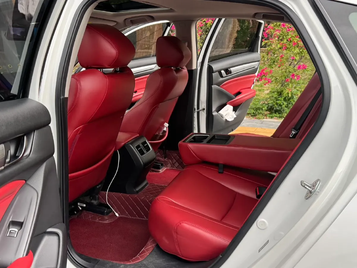 2018 Honda Accord 1.5T 194HP L4 CVT,autocango,china used car exporter,china ev exporter,chinese used car exporter,chinese used ev exporter