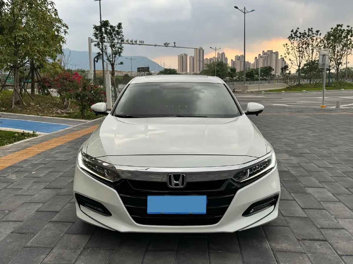 2018 Honda Accord 1.5T 194HP L4 CVT,autocango,china used car exporter,china ev exporter,chinese used car exporter,chinese used ev exporter