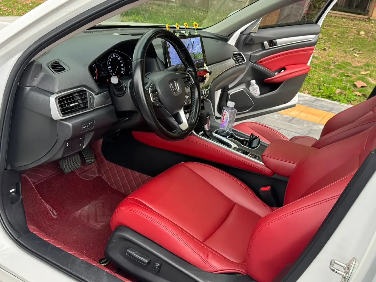 2018 Honda Accord 1.5T 194HP L4 CVT,autocango,china used car exporter,china ev exporter,chinese used car exporter,chinese used ev exporter