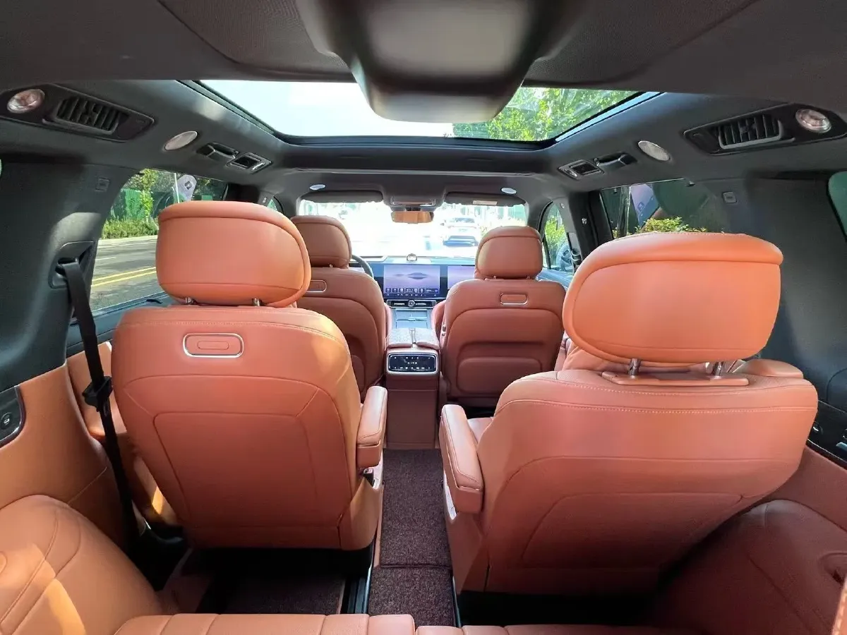 2024 AITO AITO M9 1.5T 152HP L4 REEV 42KWH,autocango,china used car exporter,china ev exporter,chinese used car exporter,chinese used ev exporter