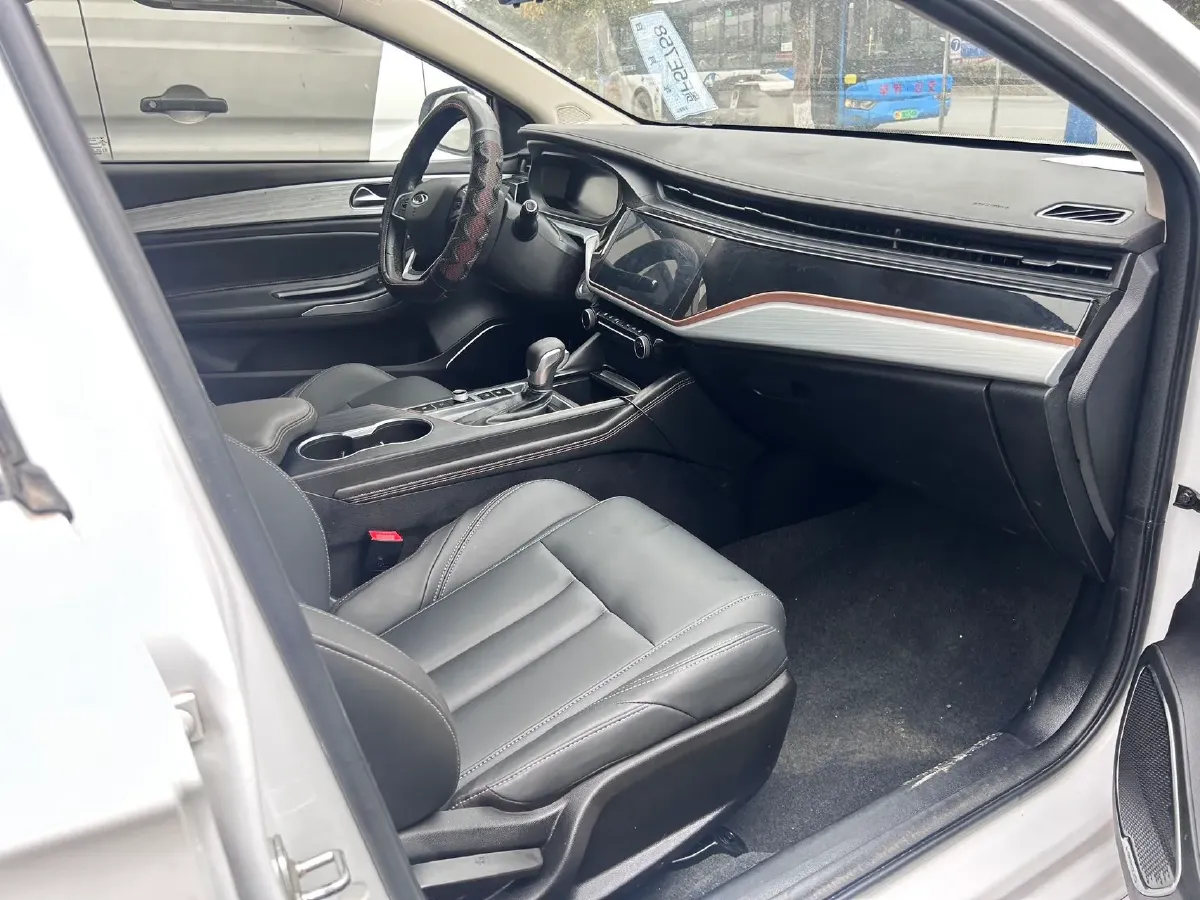 2021 Chery Arrizo 5 1.5L 116HP L4 CVT,autocango,china used car exporter,china ev exporter,chinese used car exporter,chinese used ev exporter