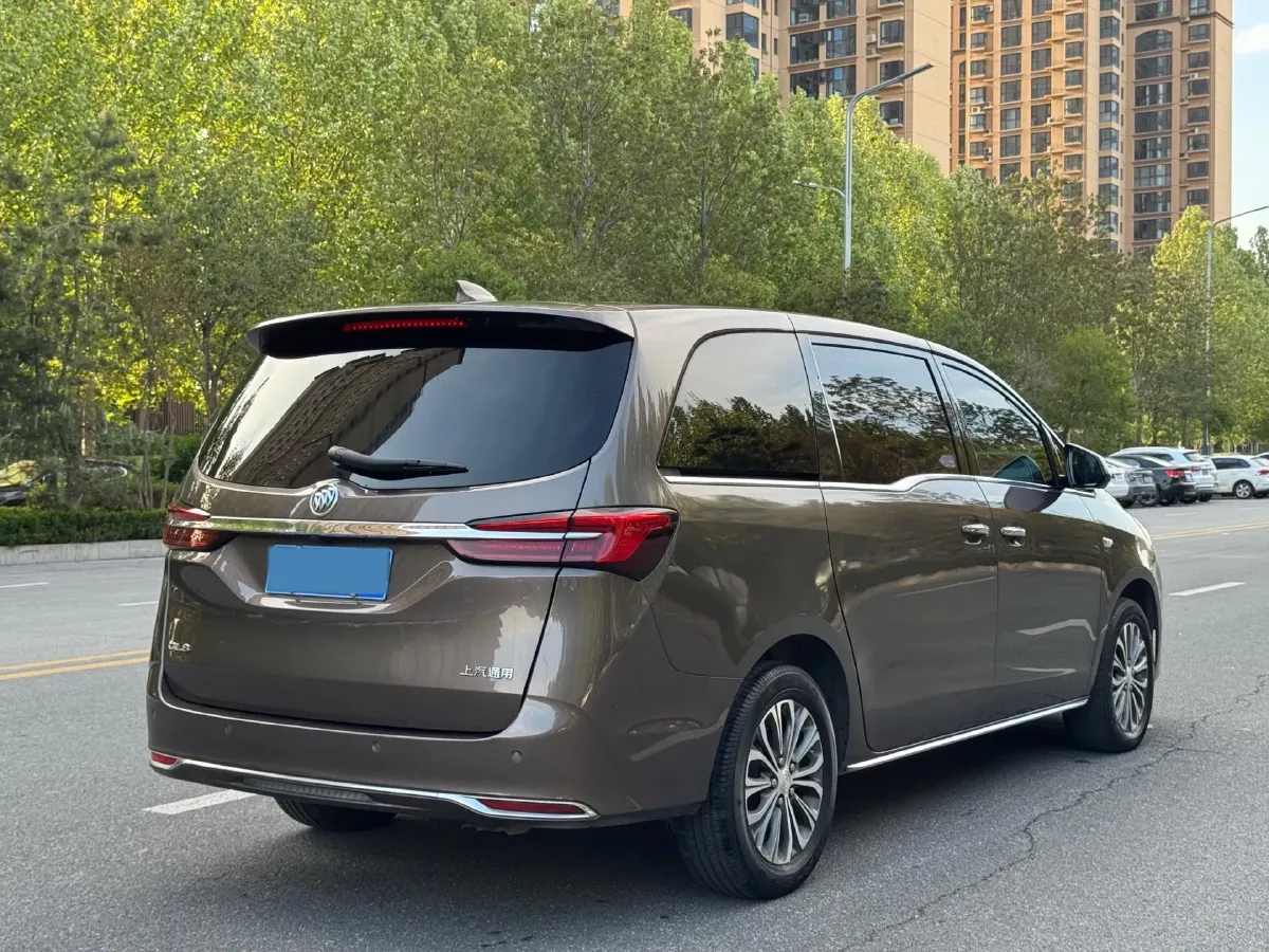 2023 Buick GL8 2.0T 237HP L4 9AT,autocango,china used car exporter,china ev exporter,chinese used car exporter,chinese used ev exporter