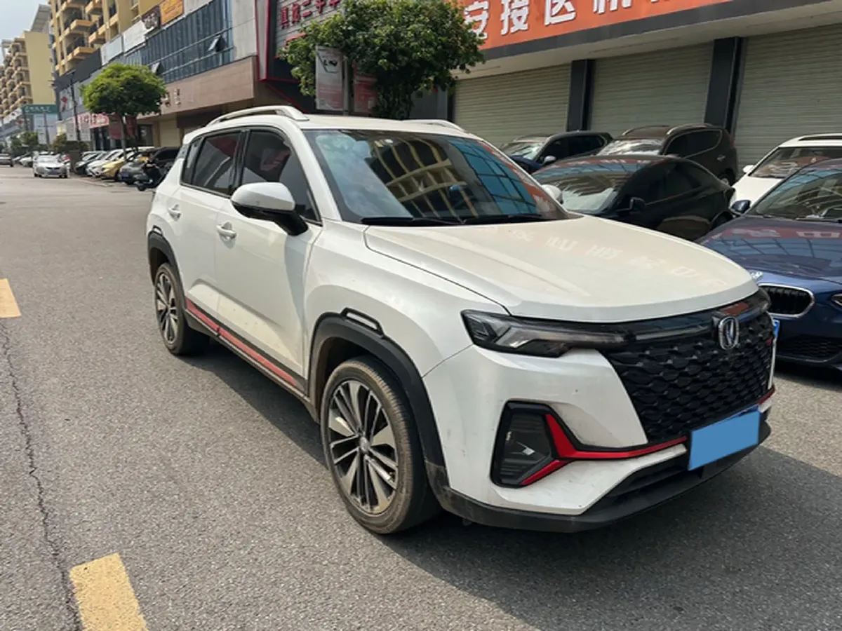 2021 ChangAn CS35 Plus 1.4T 160HP L4 7DCT,autocango,china used car exporter,china ev exporter,chinese used car exporter,chinese used ev exporter