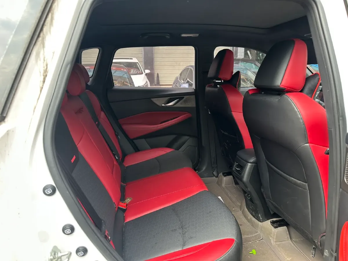 2021 ChangAn CS35 Plus 1.4T 160HP L4 7DCT,autocango,china used car exporter,china ev exporter,chinese used car exporter,chinese used ev exporter