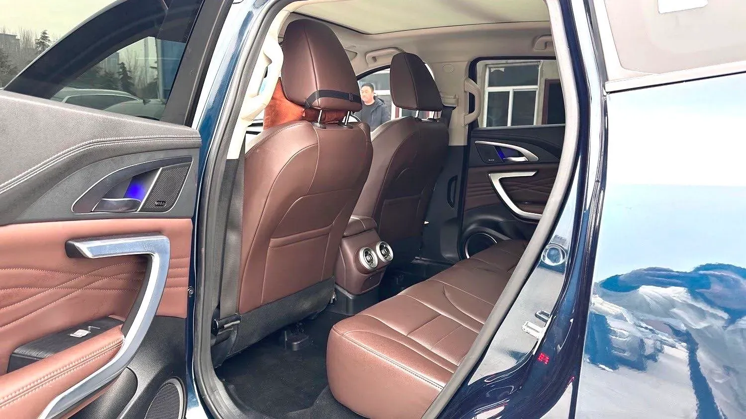 2021 WEY VV7 2.0T 227HP L4 7DCT,autocango,china used car exporter,china ev exporter,chinese used car exporter,chinese used ev exporter