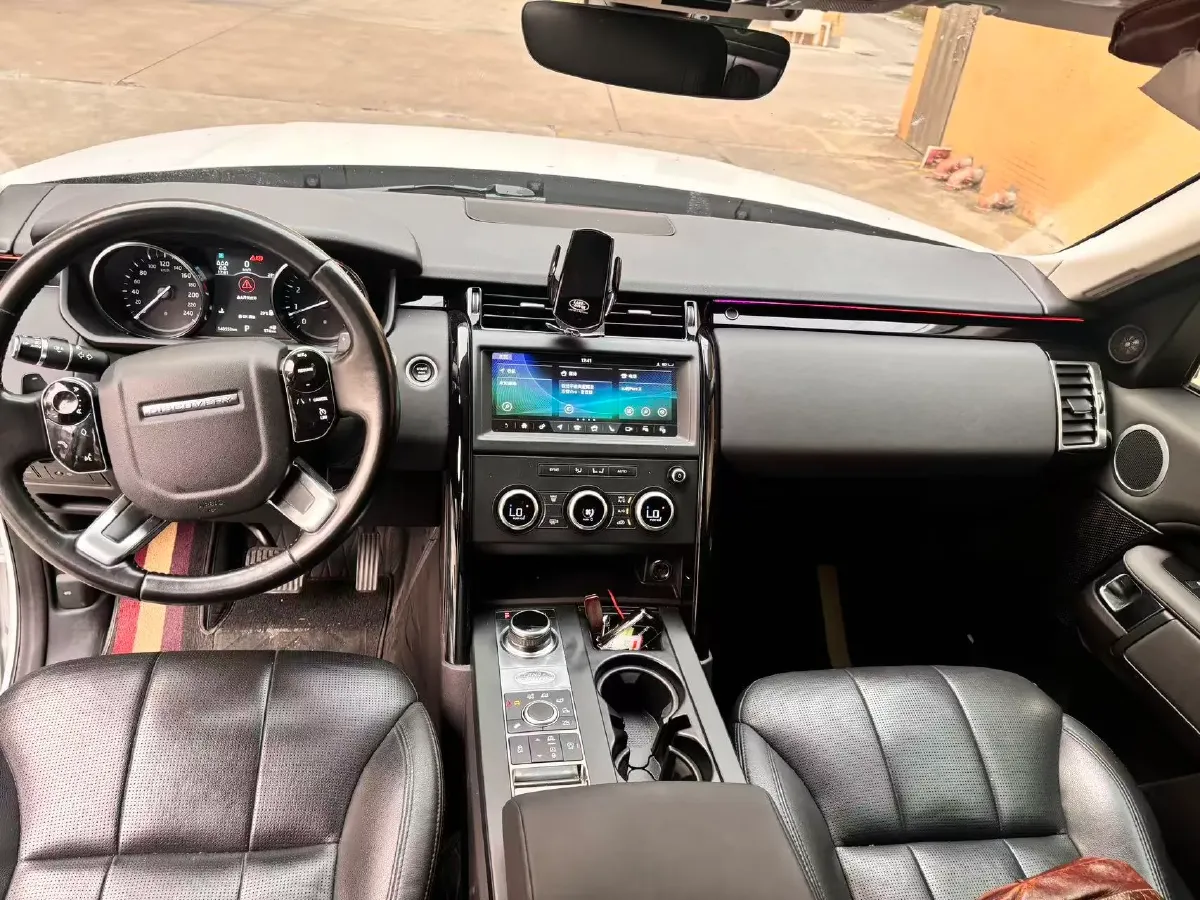 2019 Land Rover Discovery 3.0T 340HP V6 8AT,autocango,china used car exporter,china ev exporter,chinese used car exporter,chinese used ev exporter