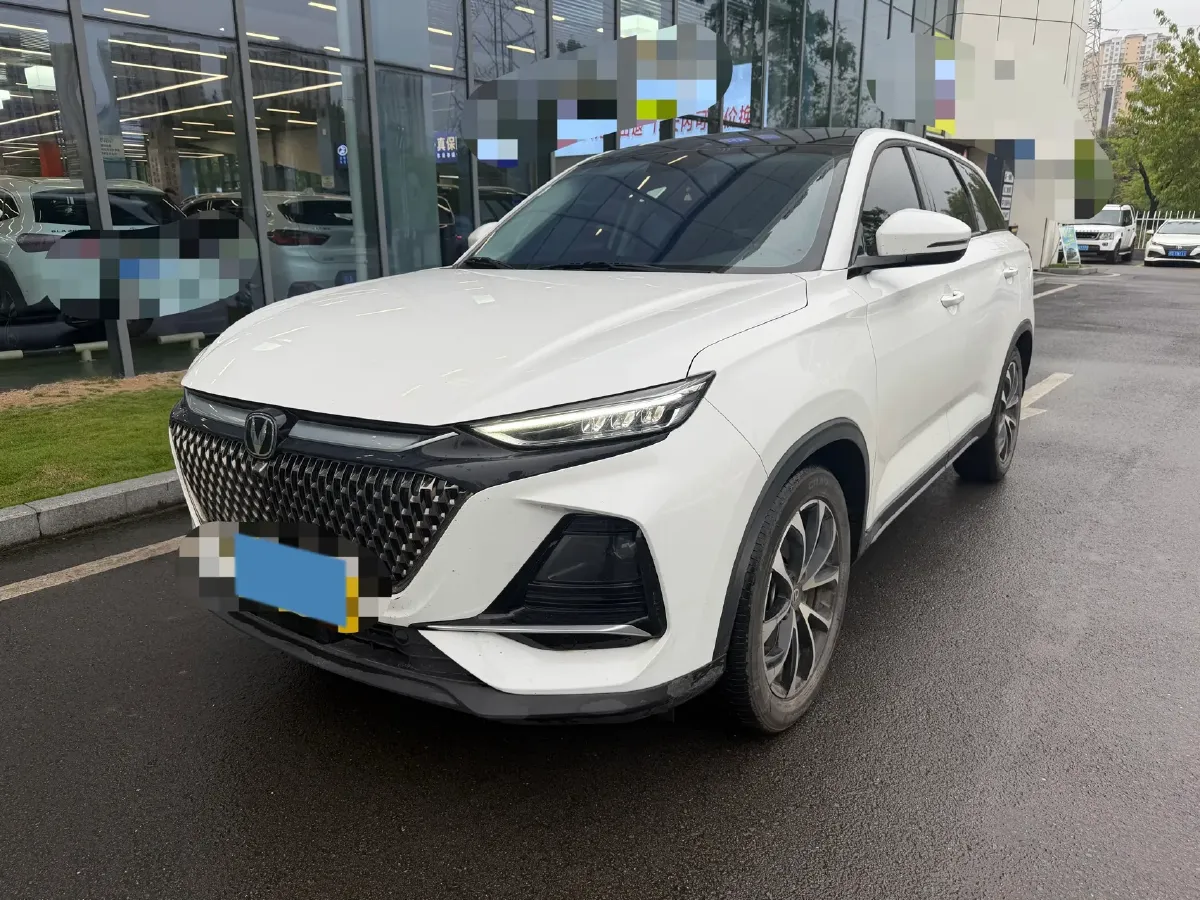 2024 ChangAn X7 PLUS 1.5T 188HP L4 7DCT,autocango,china used car exporter,china ev exporter,chinese used car exporter,chinese used ev exporter