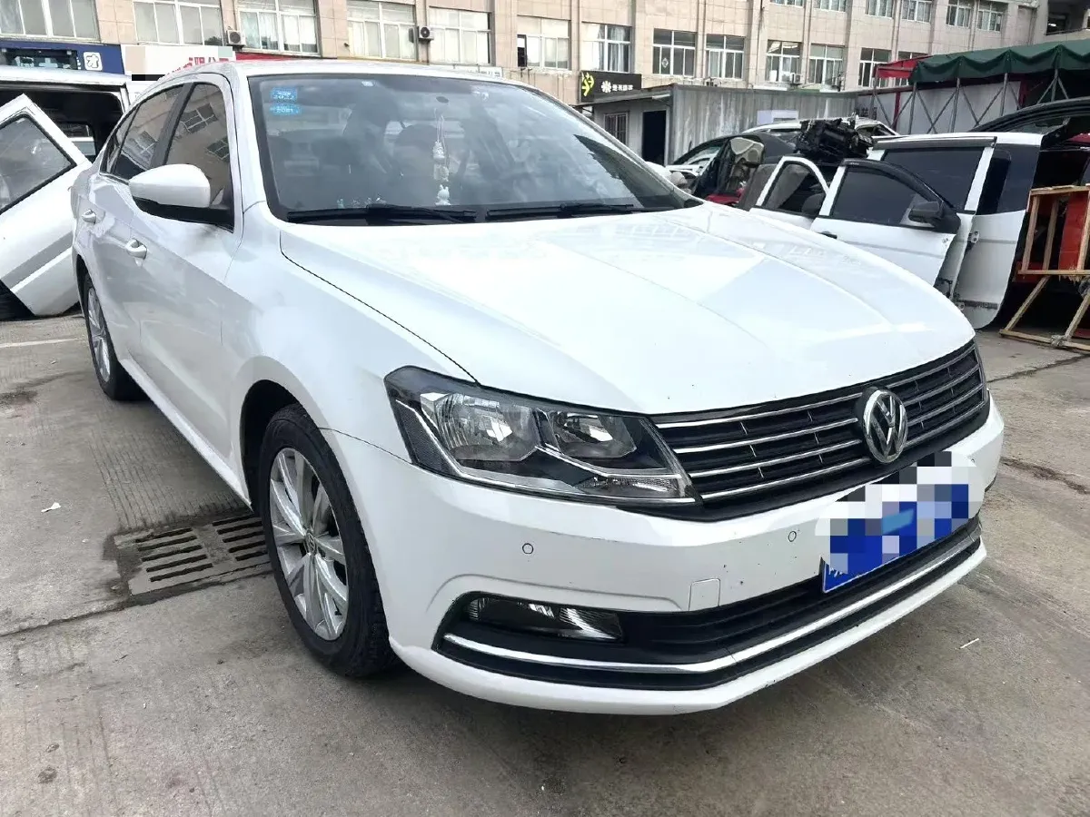 2017 Volkswagen Lavida 1.4T 131HP L4 7DCT,autocango,china used car exporter,china ev exporter,chinese used car exporter,chinese used ev exporter