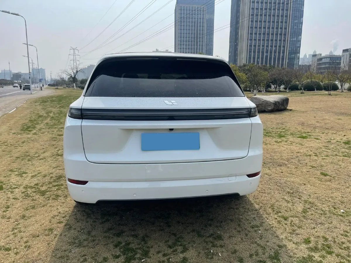 2025 Li L7 Range Extended 154HP REEV,autocango,china used car exporter,china ev exporter,chinese used car exporter,chinese used ev exporter