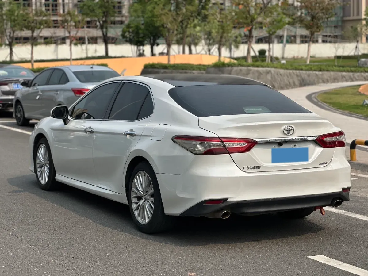 2019 Toyota Camry 2.5L 209HP L4 8AT,autocango,china used car exporter,china ev exporter,chinese used car exporter,chinese used ev exporter