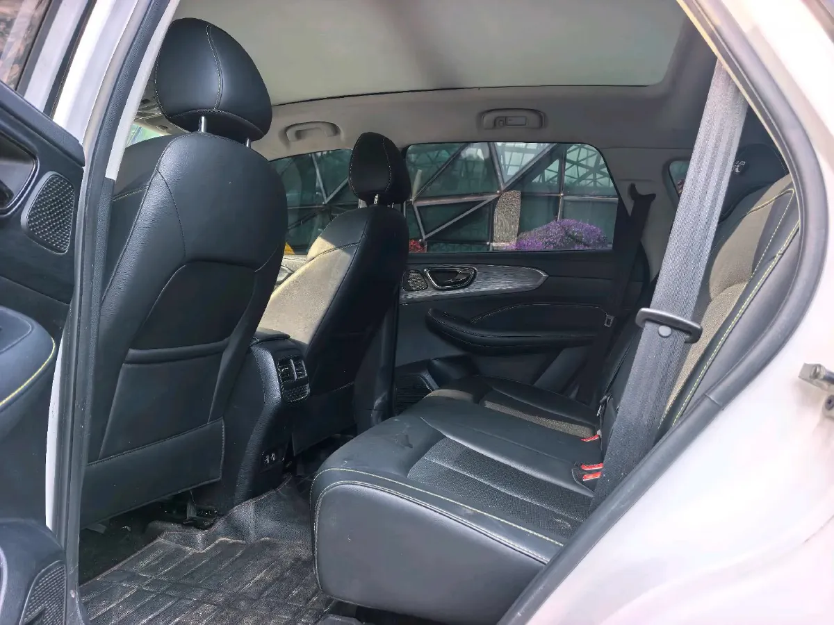 2021 Roewe RX5 1.5T 181HP L4 7DCT,autocango,china used car exporter,china ev exporter,chinese used car exporter,chinese used ev exporter