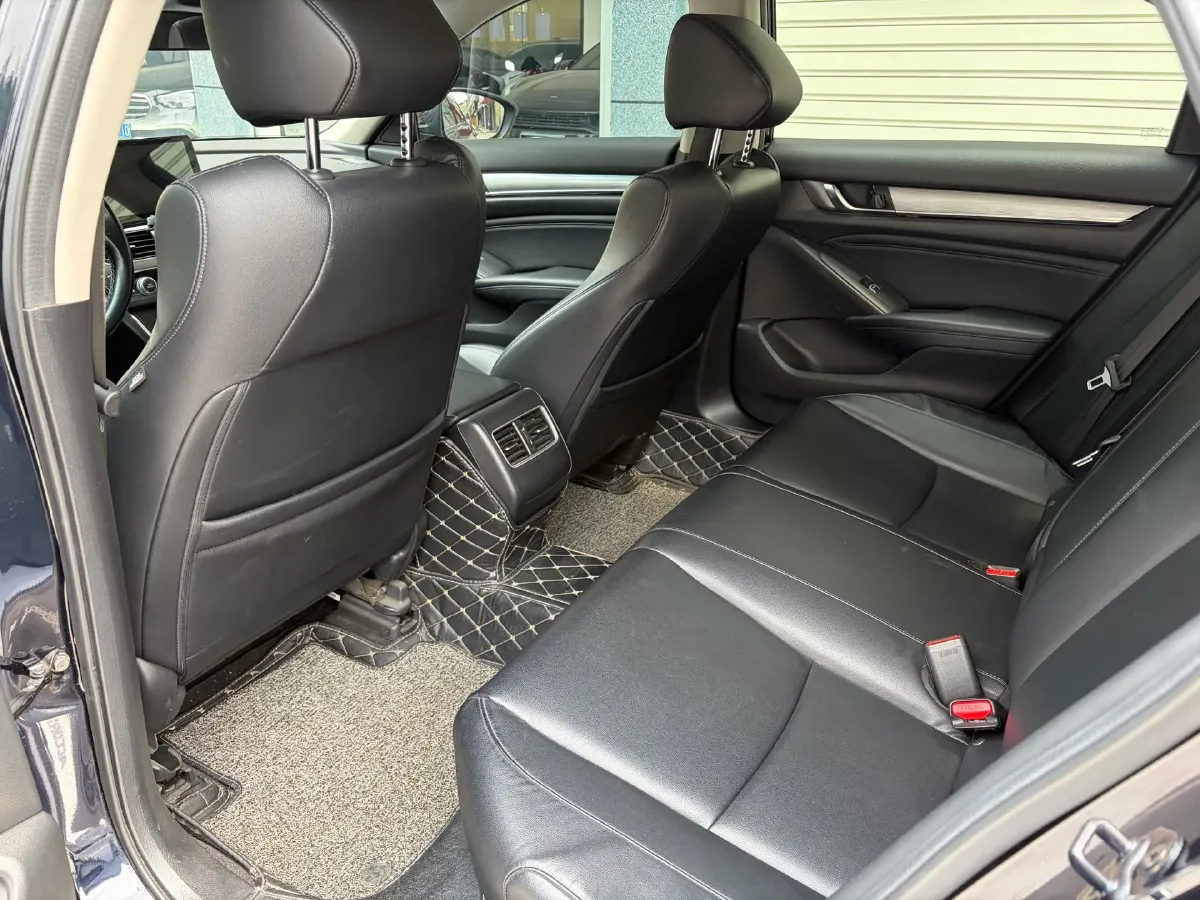 2021 Honda Accord 1.5T 194HP L4 CVT,autocango,china used car exporter,china ev exporter,chinese used car exporter,chinese used ev exporter