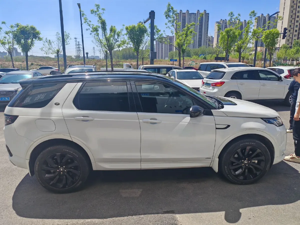 2020 Land Rover Discovery Sport 2.0T 249HP L4 9AT,autocango,china used car exporter,china ev exporter,chinese used car exporter,chinese used ev exporter