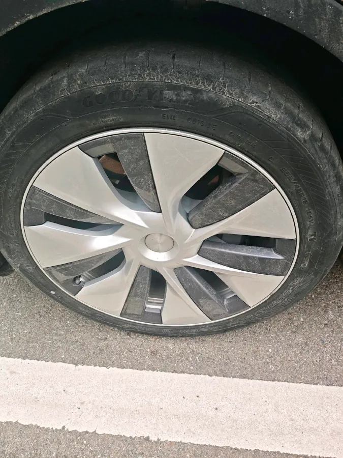 2022 Tesla Model Y BEV 60KWH,autocango,china used car exporter,china ev exporter,chinese used car exporter,chinese used ev exporter