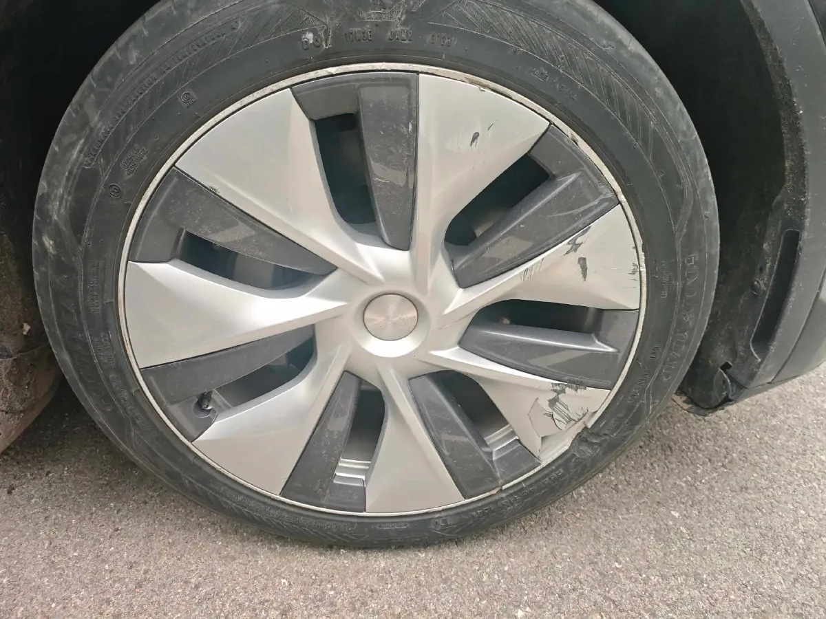 2022 Tesla Model Y BEV 60KWH,autocango,china used car exporter,china ev exporter,chinese used car exporter,chinese used ev exporter