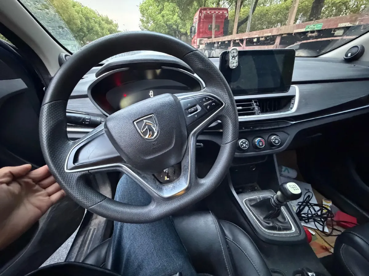 2018 BaoJun 360 1.5L 112HP L4 6MT,autocango,china used car exporter,china ev exporter,chinese used car exporter,chinese used ev exporter