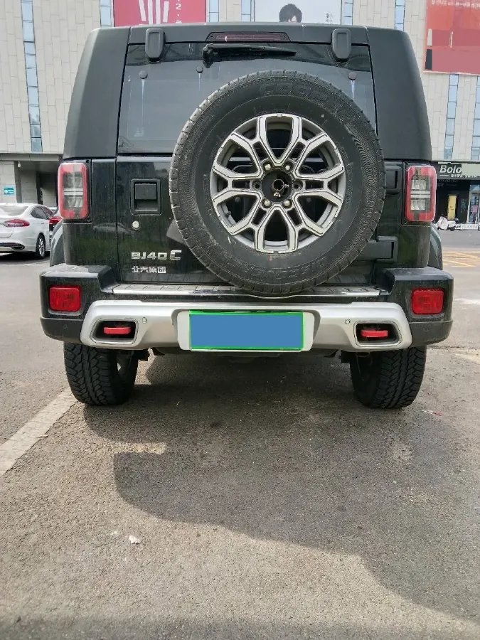 2023 Beijing BJ40 2.0T 224HP L4 8AT,autocango,china used car exporter,china ev exporter,chinese used car exporter,chinese used ev exporter