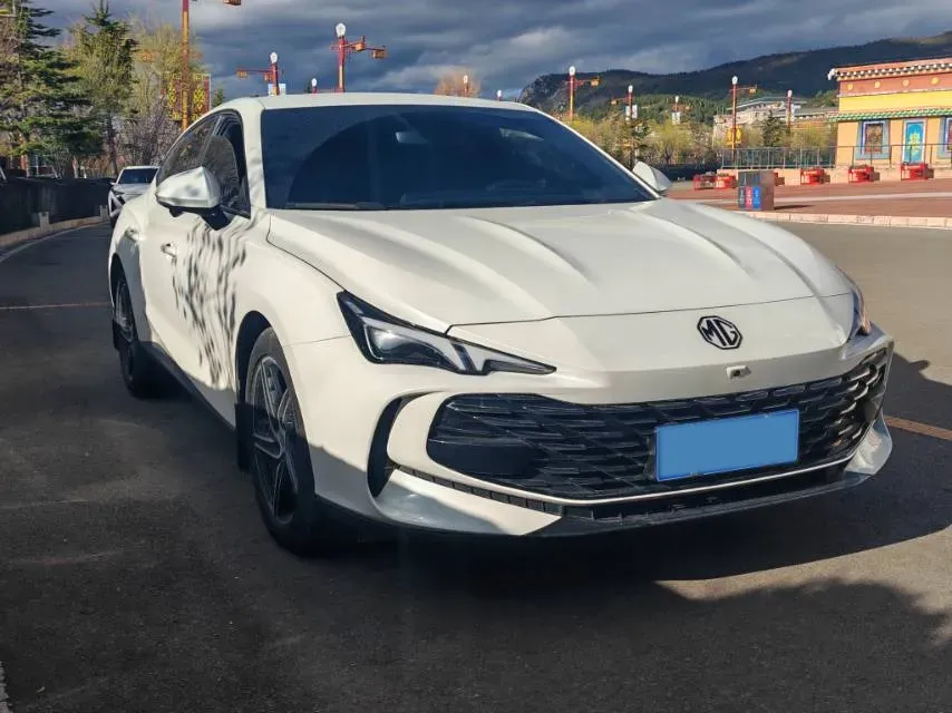 2023 MG 7 1.5T 188HP L4 7DCT,autocango,china used car exporter,china ev exporter,chinese used car exporter,chinese used ev exporter