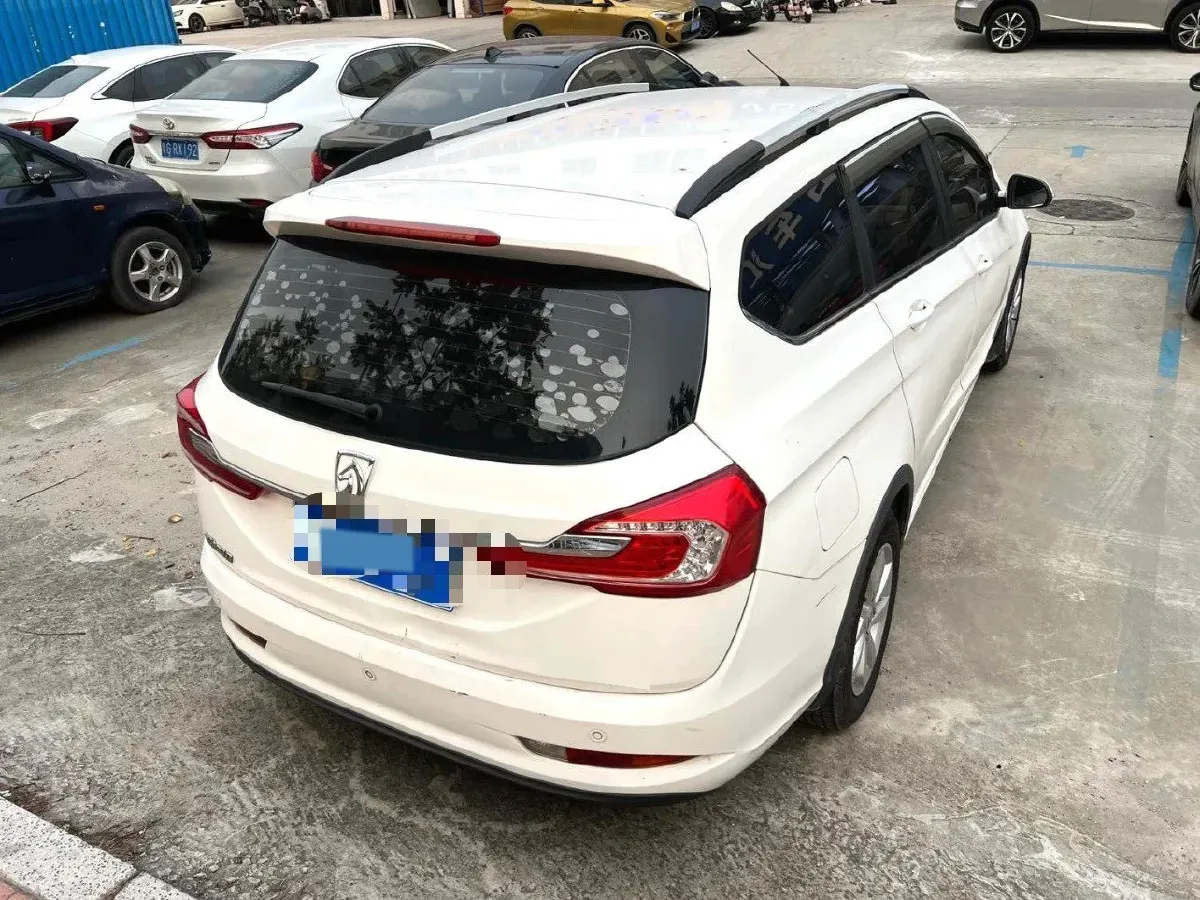 2018 BaoJun 360 1.5L 112HP L4 6MT,autocango,china used car exporter,china ev exporter,chinese used car exporter,chinese used ev exporter