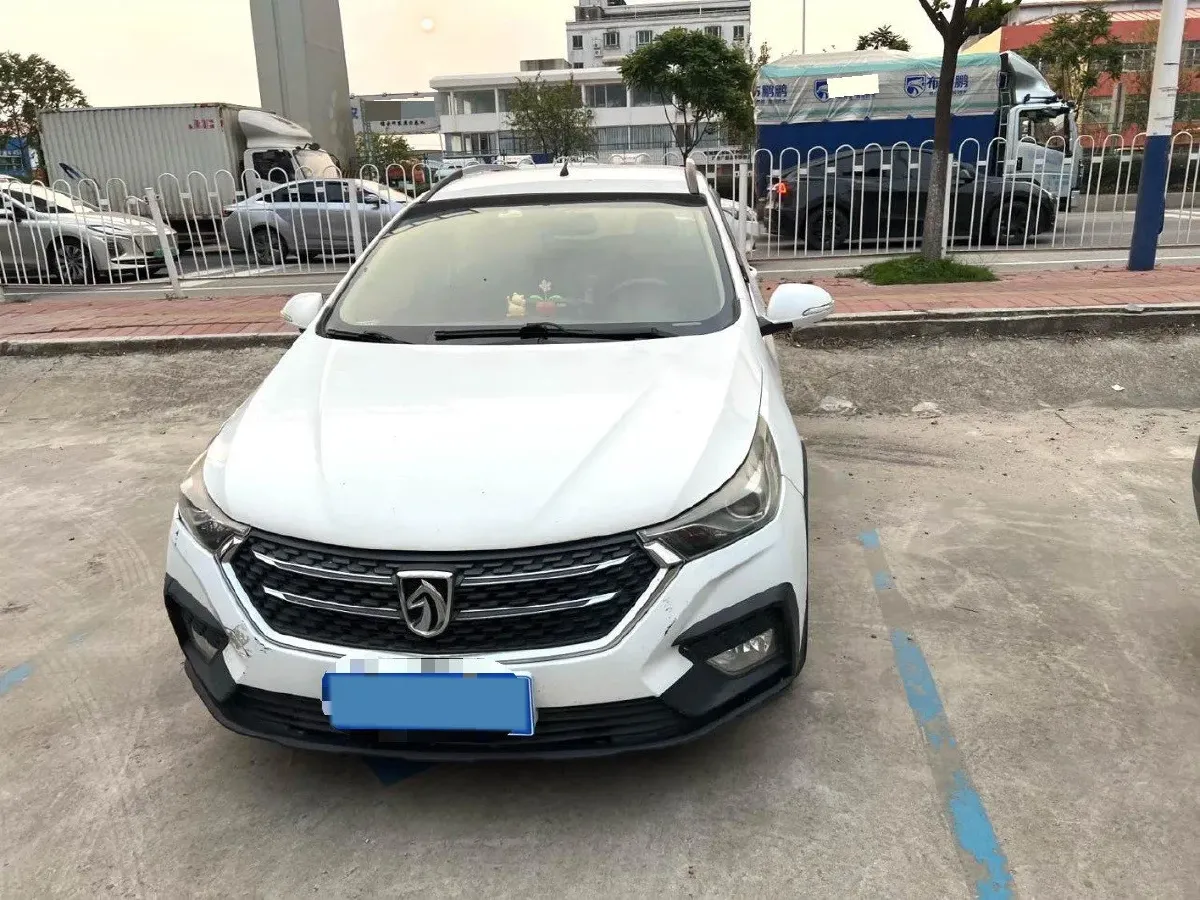 2018 BaoJun 360 1.5L 112HP L4 6MT,autocango,china used car exporter,china ev exporter,chinese used car exporter,chinese used ev exporter