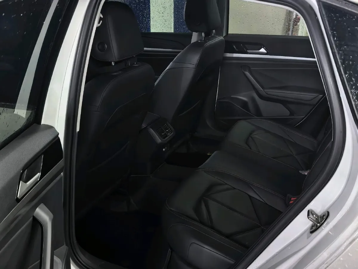 2024 Volkswagen Lavida 1.5T 160HP L4 7DCT,autocango,china used car exporter,china ev exporter,chinese used car exporter,chinese used ev exporter