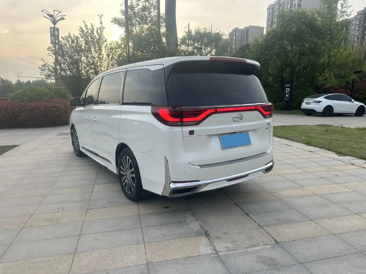 2021 GAC Trumpchi M8 2.0T 252HP L4 8AT,autocango,china used car exporter,china ev exporter,chinese used car exporter,chinese used ev exporter