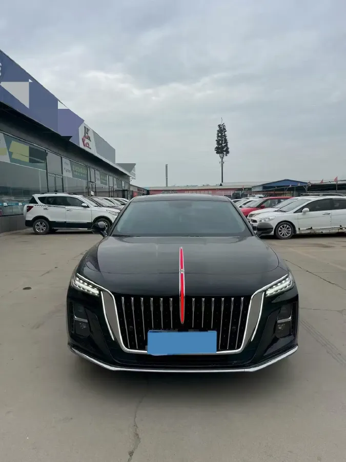 2023 HongQi H5 2.0T 224HP L4 8AT,autocango,china used car exporter,china ev exporter,chinese used car exporter,chinese used ev exporter