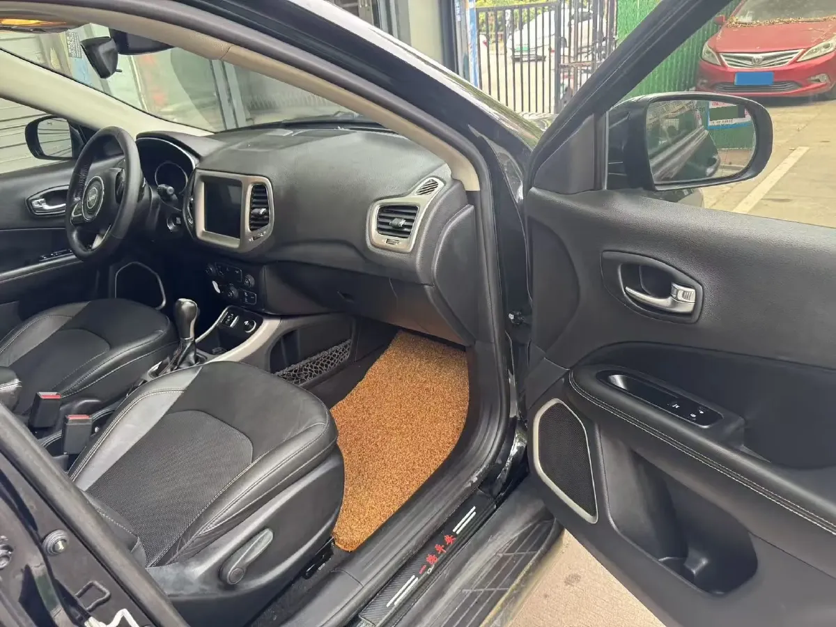 2017 Jeep Compass 1.4T 165HP L4 7DCT,autocango,china used car exporter,china ev exporter,chinese used car exporter,chinese used ev exporter