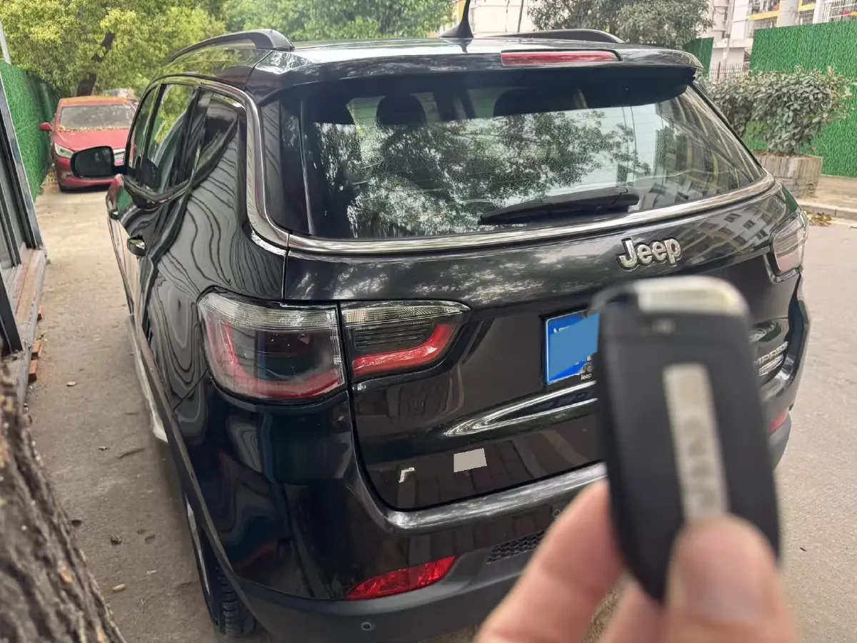 2017 Jeep Compass 1.4T 165HP L4 7DCT,autocango,china used car exporter,china ev exporter,chinese used car exporter,chinese used ev exporter