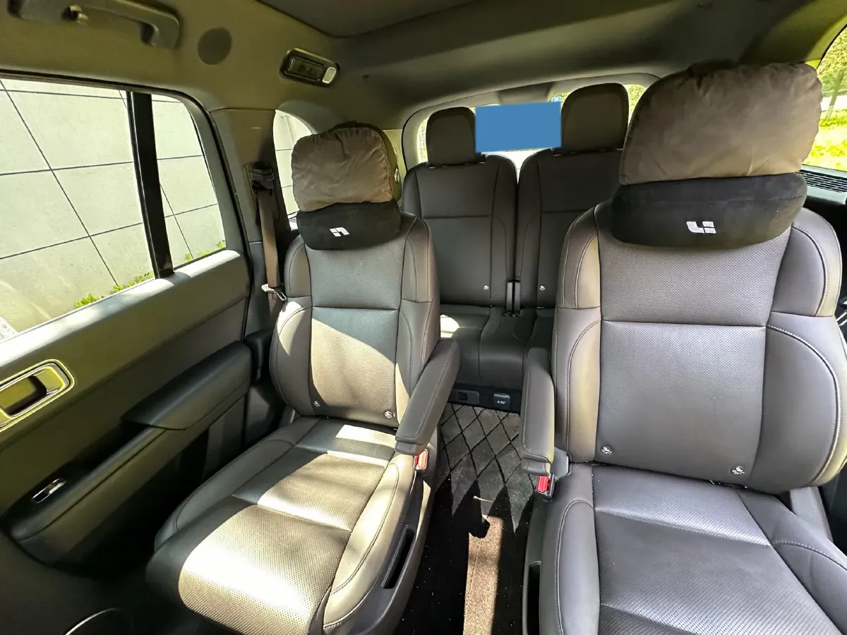 2023 Li L8 Range Extended 154HP REEV 40.9KWH,autocango,china used car exporter,china ev exporter,chinese used car exporter,chinese used ev exporter